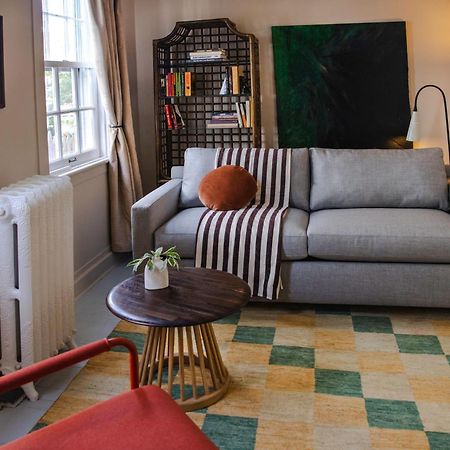 مبيت وإفطار Kingston Carriage House المظهر الخارجي الصورة