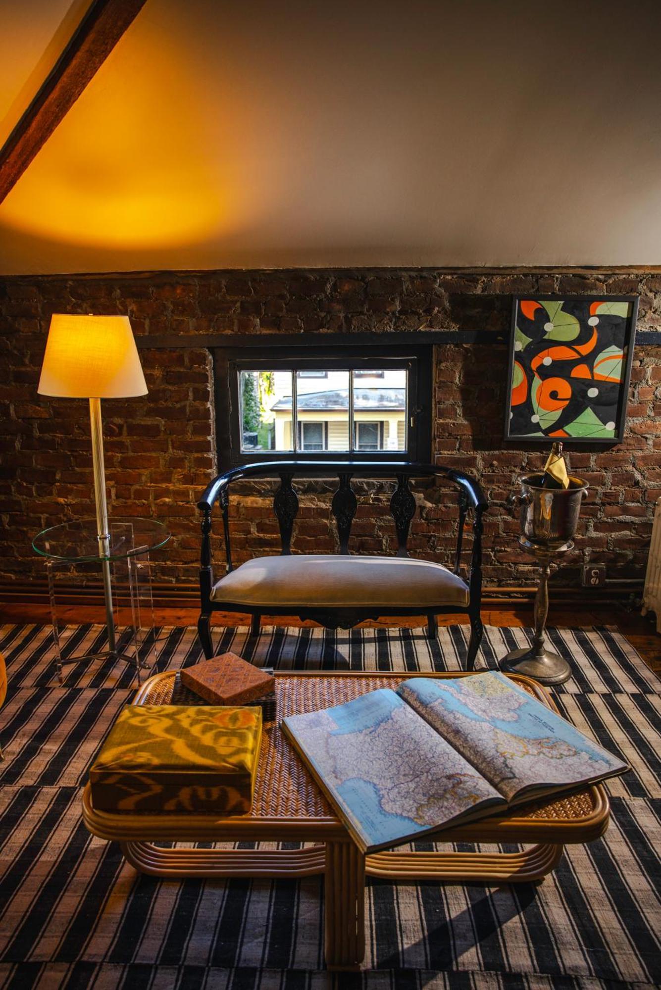 مبيت وإفطار Kingston Carriage House المظهر الخارجي الصورة